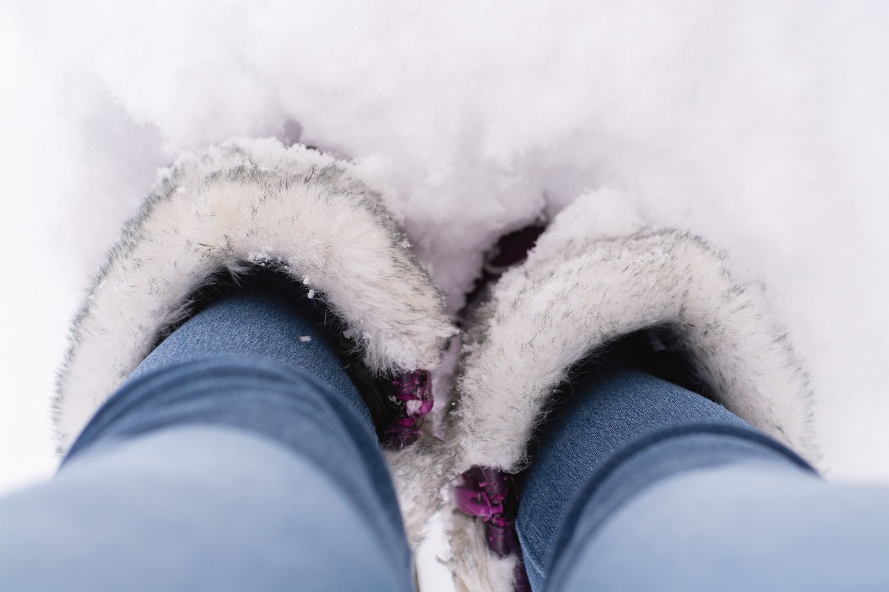 Zimní obuv pro každého: Sněhule, holínky a boty pro děti, ženy i muže